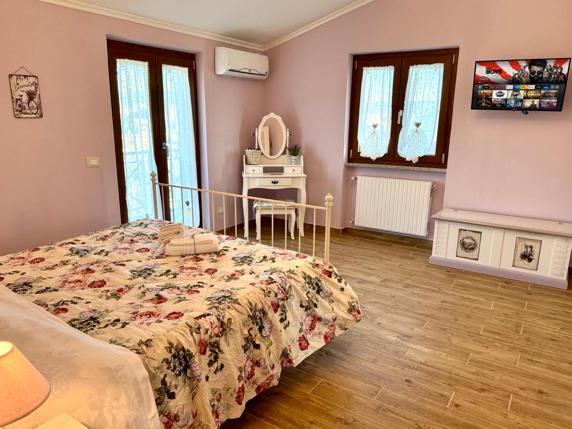 La Piccola Provenza Villa ฟิอาโน โรมาโน ภายนอก รูปภาพ