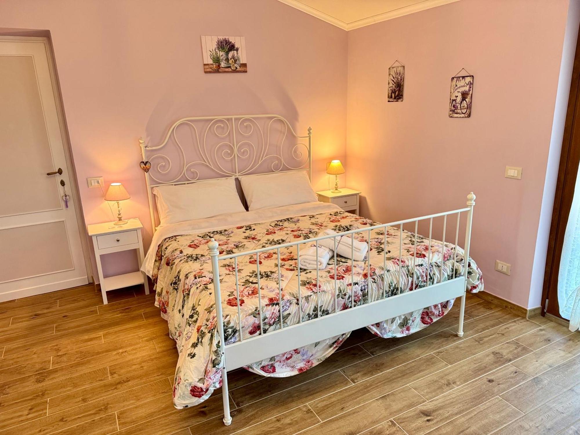 La Piccola Provenza Villa ฟิอาโน โรมาโน ภายนอก รูปภาพ